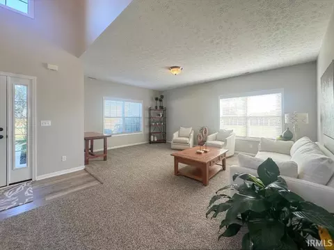 Living - 2721 E 100 S, Tipton, IN 46072 photo 2 of 6