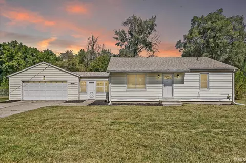 25183 Glenmore St, Elkhart, IN 46514