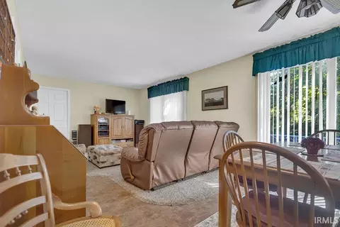 4306 E Whitley Dr, Bloomington, IN 47401 photo 13