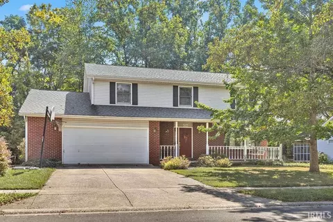 4306 E Whitley Dr, Bloomington, IN 47401 photo 1