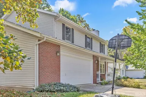 4306 E Whitley Dr, Bloomington, IN 47401 photo 2
