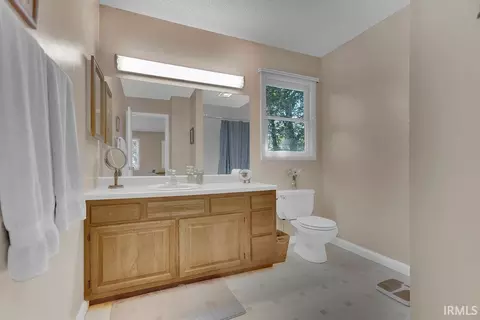 4306 E Whitley Dr, Bloomington, IN 47401 photo 24