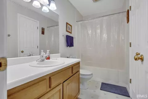 4306 E Whitley Dr, Bloomington, IN 47401 photo 17