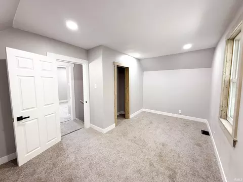 126 E 8th St, Peru, IN 46970 photo 23