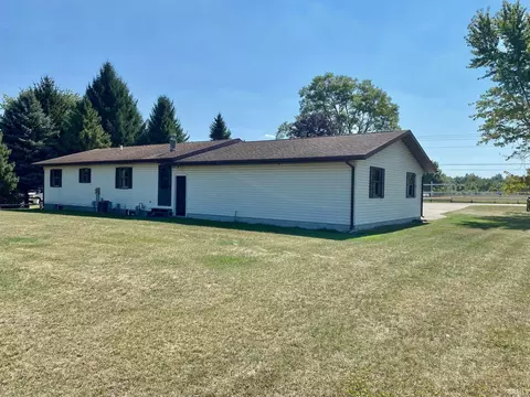 Exterior - 1295 E 250 N Rd, Lagrange, IN 46761 photo 6 of 6