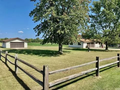 Exterior - 1295 E 250 N Rd, Lagrange, IN 46761 photo 2 of 6
