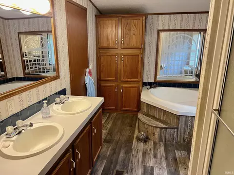 Bath - 6178 S Ison Rd, Bloomington, IN 47403 photo 1 of 3
