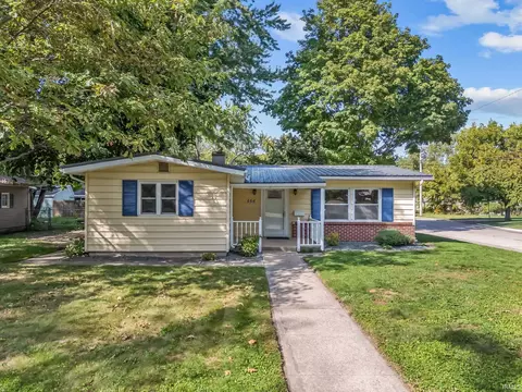 556 Broad Ave, Nappanee, IN 46550
