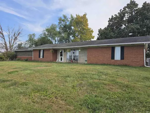 4291 E Cr 1700 N, Dale, IN 47523