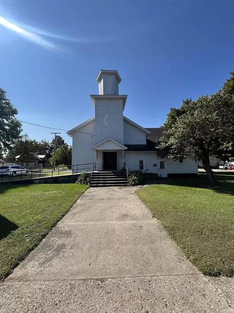 6165 Main St, Monterey, IN 46960