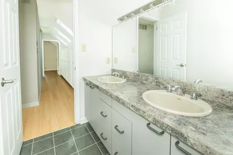 2400 E Boston Rd, Bloomington, IN 47401 photo 34