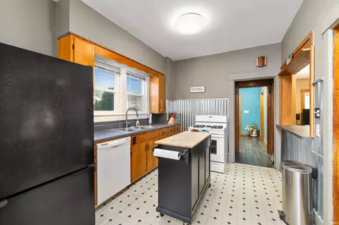 Kitchen - 515 E Keyser St, Garrett, IN 46738 photo 1 of 4