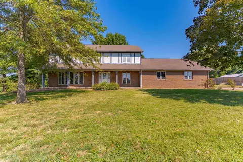 7825 Middle Mt Vernon Rd, Evansville, IN 47712