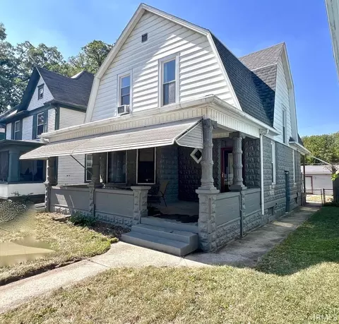 3224 Broadway, Fort Wayne, IN 46807
