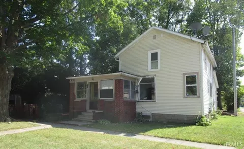 411 W Perry St, Warsaw, IN 46580