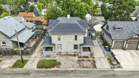 112-114 W 2nd St, Auburn, IN 46706