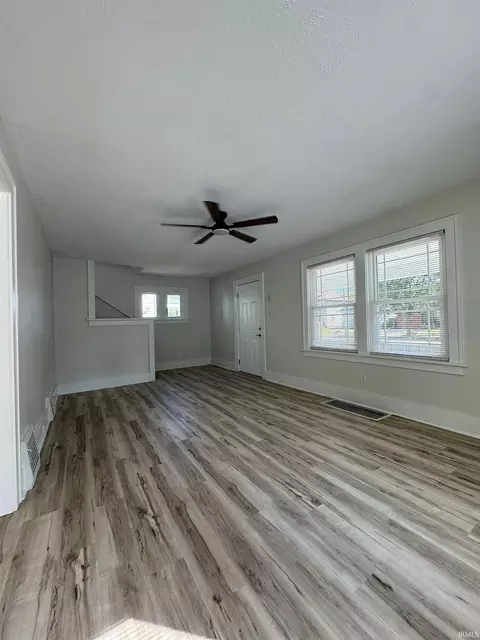 Living - 809 Ewing Ave, South Bend, IN 46613 photo 1 of 3