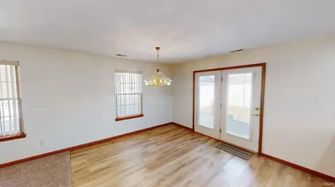 Dining - 316 E 7th St, Jasper, IN 47546 photo 1 of 1