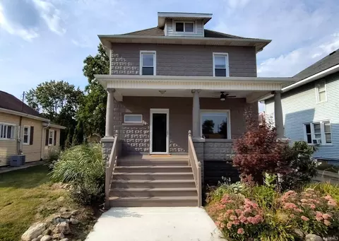 804 Van Buren St, Walkerton, IN 46574