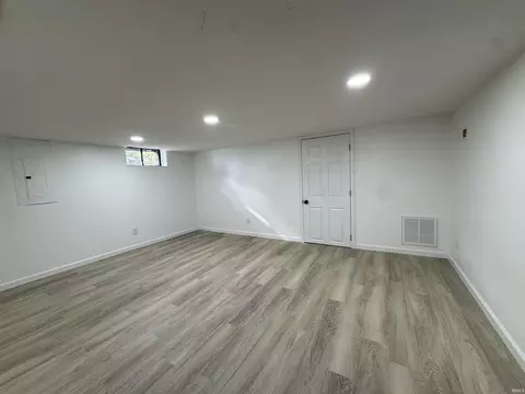 930 Sunset Dr, Covington, IN 47932 photo 31