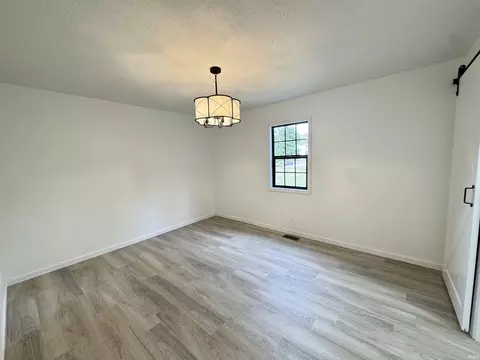 930 Sunset Dr, Covington, IN 47932 photo 18