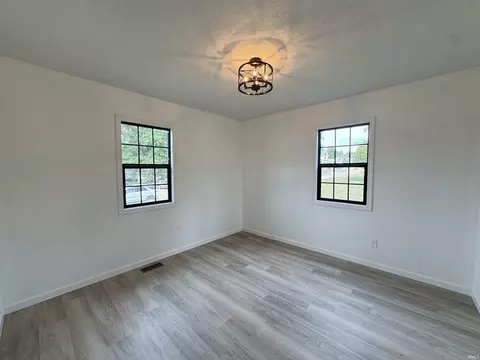930 Sunset Dr, Covington, IN 47932 photo 23