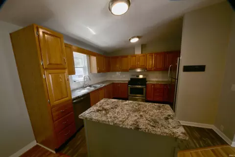 2011 W Cory Dr, Bloomington, IN 47403 photo 7