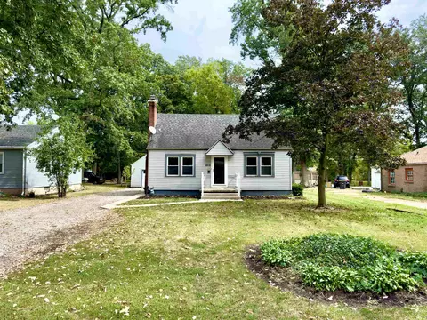 4915 Plaza Dr, Fort Wayne, IN 46806