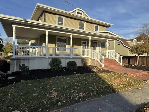 102 S Van Buren St, Monroe, IN 46772