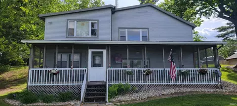 9871 N Eagle Island Rd, Rome City, IN 46784
