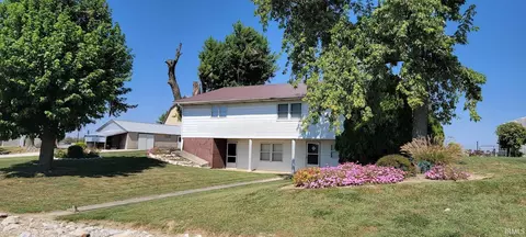 3154 N 900 E, Montgomery, IN 47558