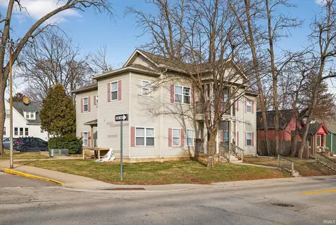203 E 10th St, Bloomington, IN 47408 photo 3
