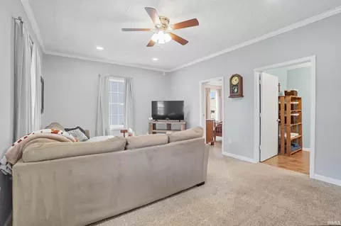 112 E High St, Garrett, IN 46738 photo 5