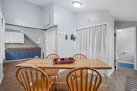 112 E High St, Garrett, IN 46738 photo 12