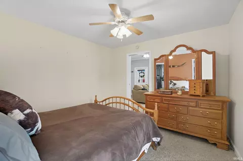 112 E High St, Garrett, IN 46738 photo 15