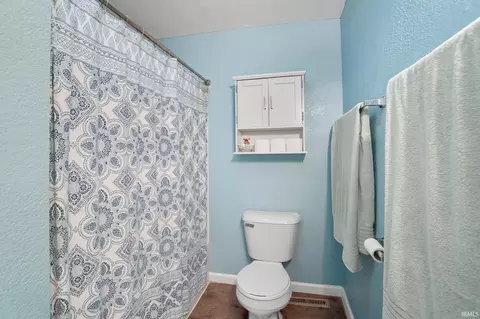 112 E High St, Garrett, IN 46738 photo 18