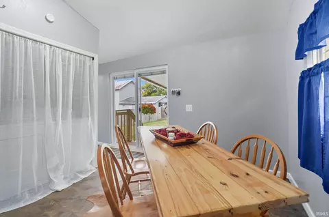 112 E High St, Garrett, IN 46738 photo 13