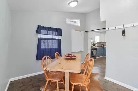 112 E High St, Garrett, IN 46738 photo 11