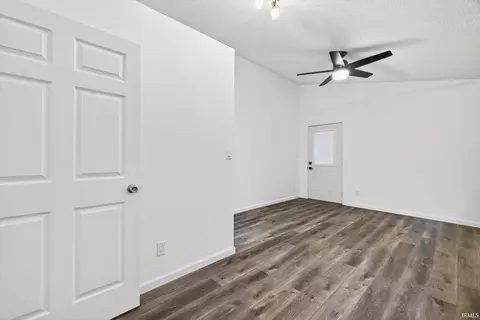 6385 E Cox Dr, Bloomington, IN 47408 photo 18