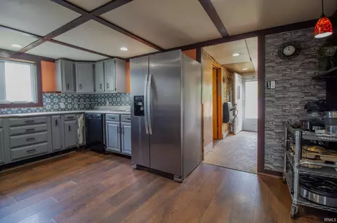 Other - 40 E Charles St, Redkey, IN 47373 photo 3 of 5