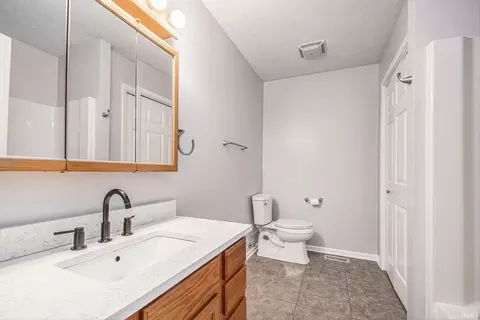 Bath - 10360 Red Raspberry Ln, Granger, IN 46530 photo 2 of 3