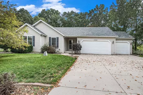 Exterior - 10360 Red Raspberry Ln, Granger, IN 46530 photo 2 of 5