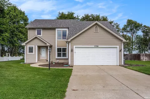 11795 N Park Ln, Granger, IN 46530
