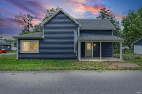 1031 N Agnew St, Winamac, IN 46996