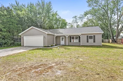 29698 San Lucia Dr, Elkhart, IN 46514