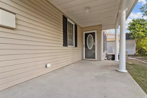 911 E Walnut St, Kokomo, IN 46901 photo 4
