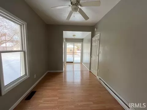 418 Studebaker St, South Bend, IN 46628 photo 12