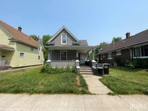 418 Studebaker St, South Bend, IN 46628 photo 1