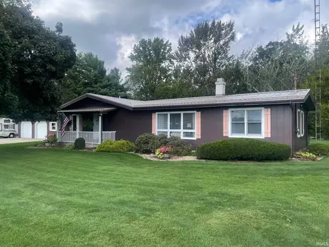 724 Elm Rd, Bremen, IN 46506