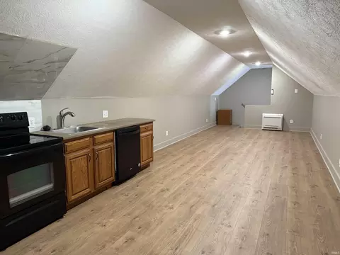 Kitchen - 7680 S Fairfax Rd, Bloomington, IN 47401 photo 3 of 4